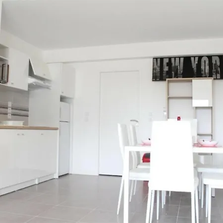 Moderne 4 Couchages - Proche Port Et Plage, Balcon, Garage Prive - Fr-1-246-160 Apartmán *